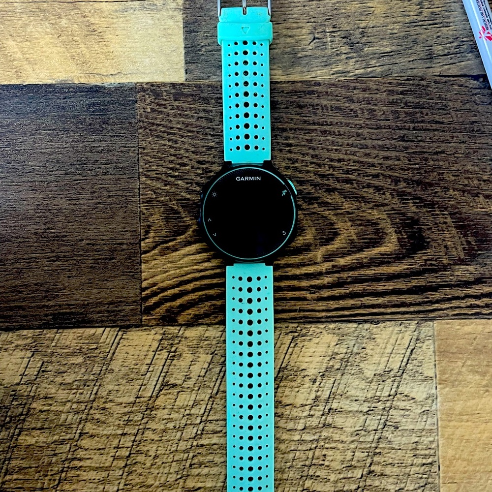 Garmin Forerunner 235